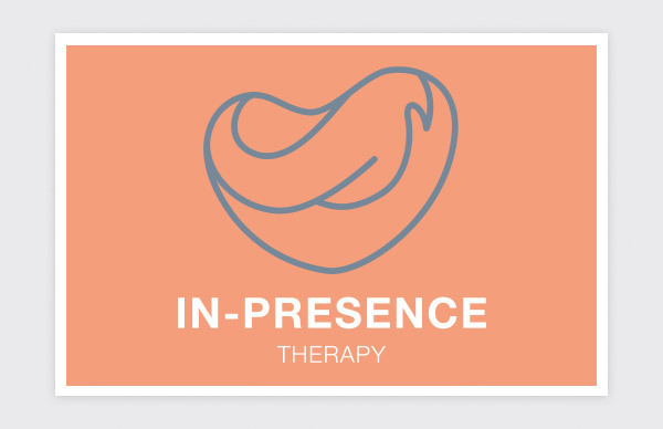 Logotipo In-Presence Therapy negativo 2